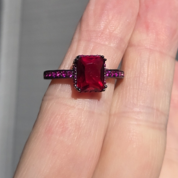 emerald cut ruby Sterling rhodium & gold ring Sz8 - Picture 4 of 8